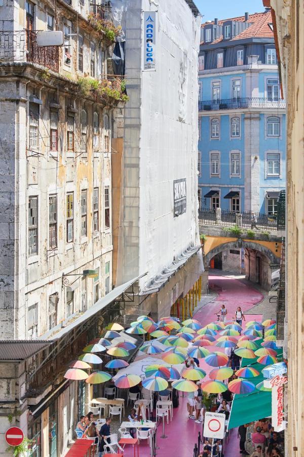 Sunny Pink Street Historical Apt, By Timecooler Lisbon Exterior photo